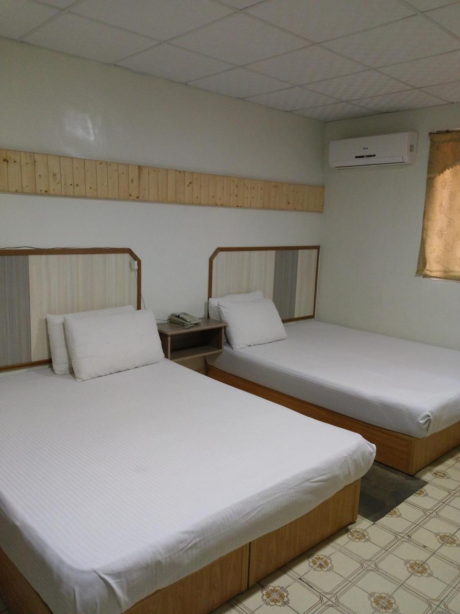 Yongxing Inn Chiayi Buitenkant foto