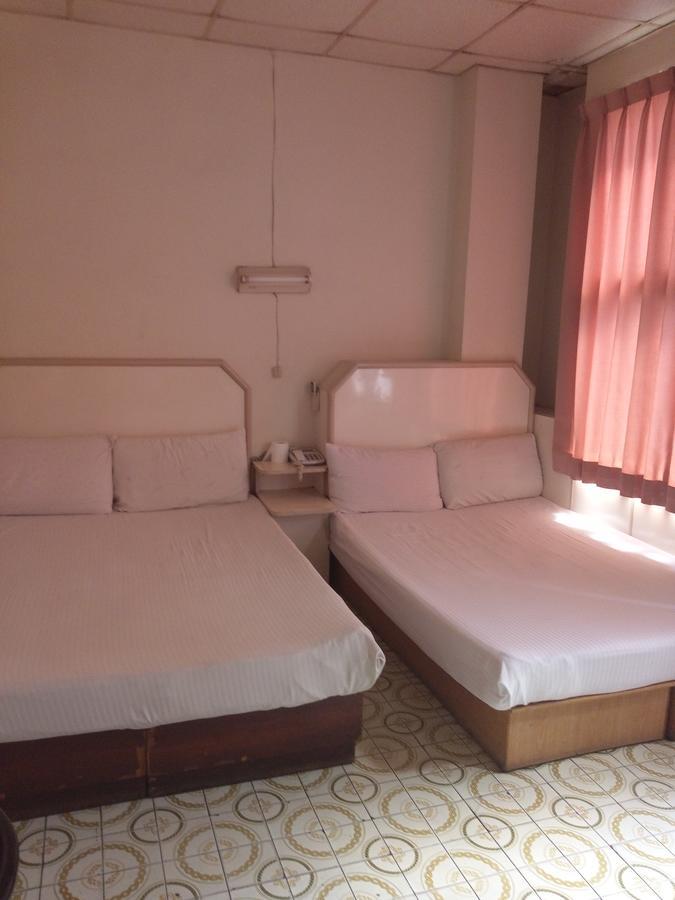 Yongxing Inn Chiayi Buitenkant foto