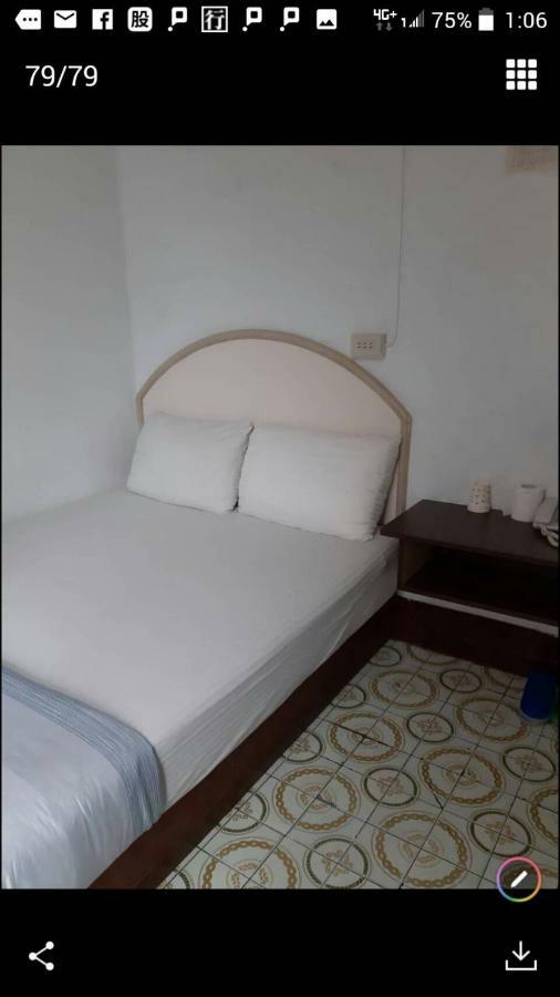 Yongxing Inn Chiayi Buitenkant foto